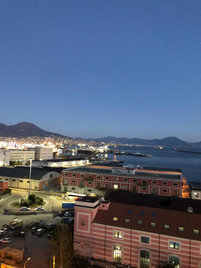 Marina Sky 8 Hotel Naples Exterior photo